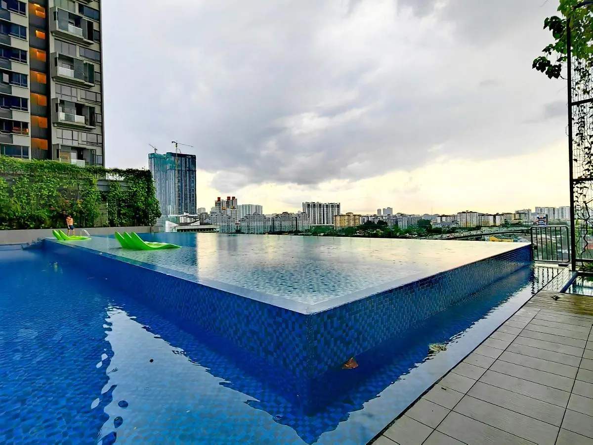 Apartman Petalz Luxury Suite 10Pax Mid Valley Old Klang Road Oug Klang Lama Kl Kuala Lumpur