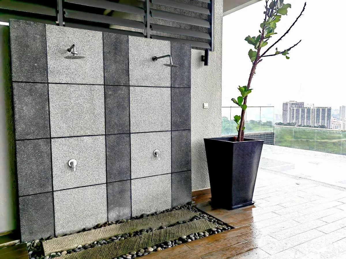 Apartman Petalz Luxury Suite 10Pax Mid Valley Old Klang Road Oug Klang Lama Kl Kuala Lumpur